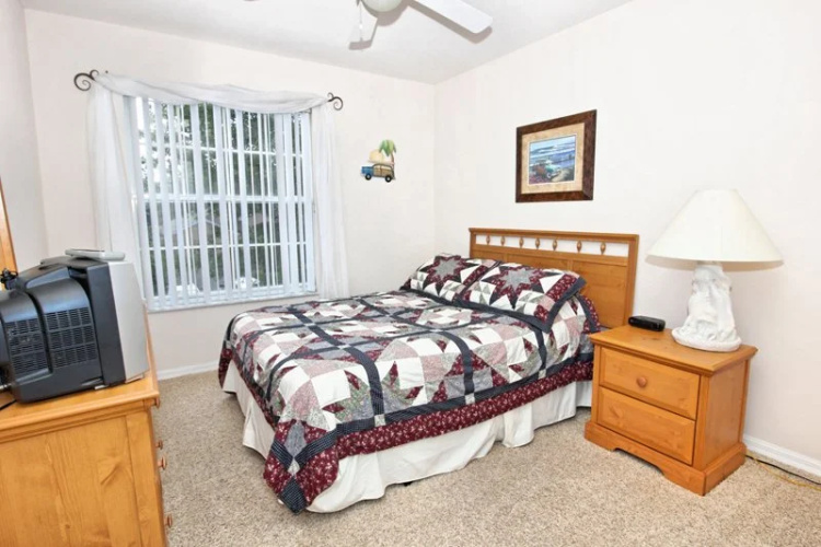4 Bedrooms Home with Private Pool by RedAwning