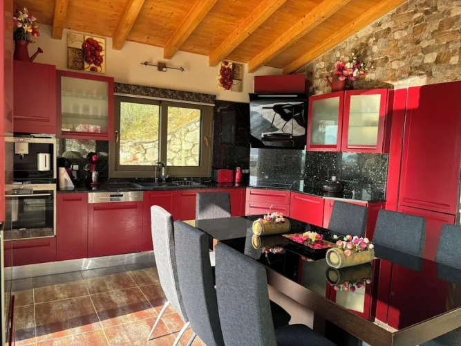 Smaragdine Blue Villa