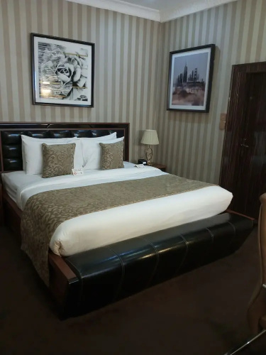 No. 1 Hotel