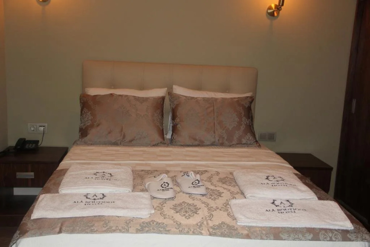Ala Avsa Otel