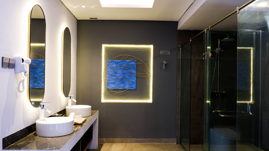 Double Junior Suite with ocean view