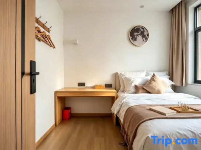 2 Bedrooms Family Suite with city view
