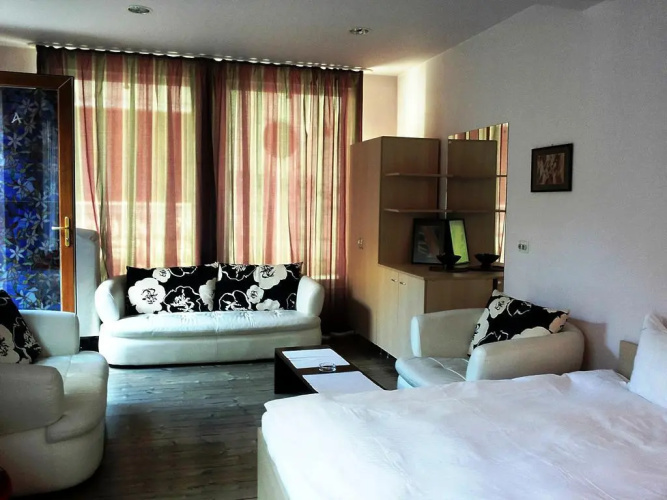 Lucas Aparthotel