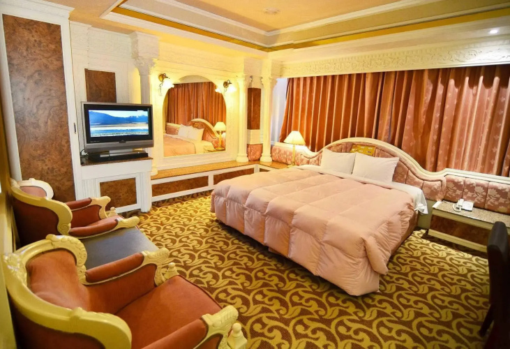 Herhuan Hotel
