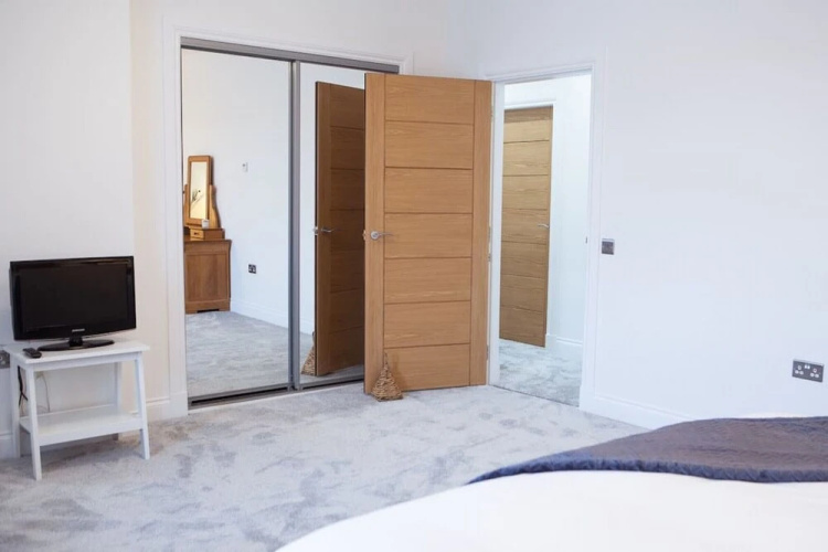 Panmure Apartment - A Glamorous Renovation