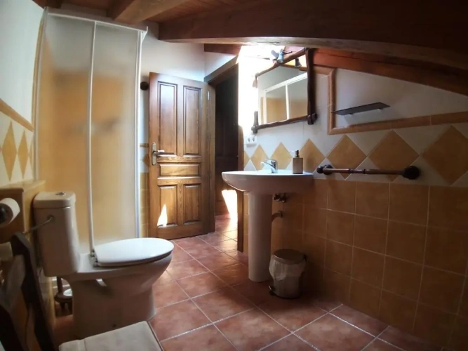 3 Bedrooms Cottage with balcony and with view