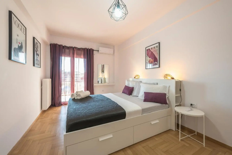 Superb Acropolis view 3bd apt in historical center