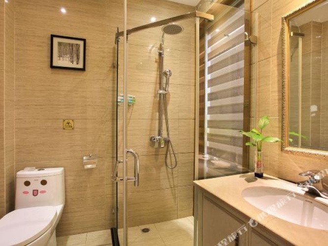 Premier Quadruple Suite