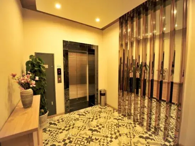 wating hotel