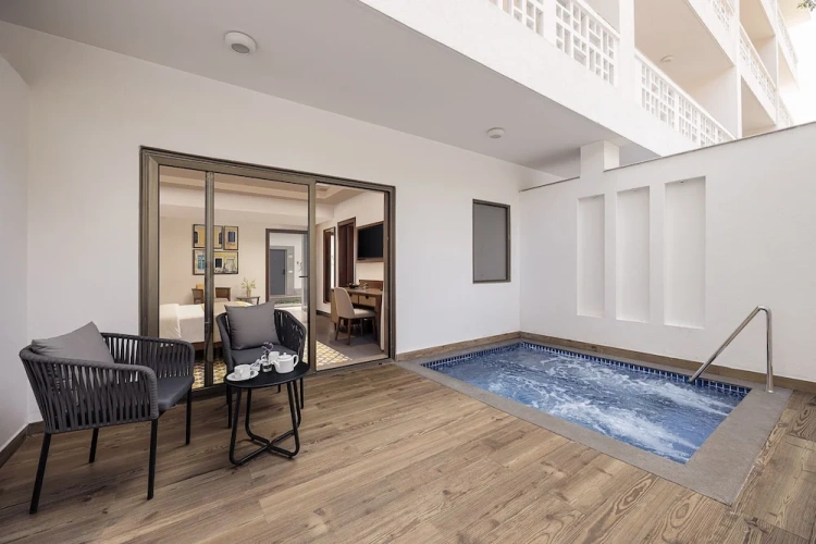 Premium room