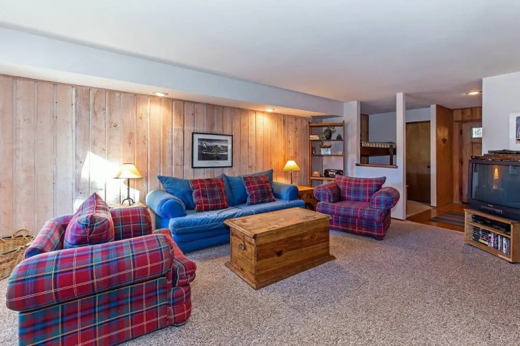 Viewpoint 131 - One Bedroom Condo