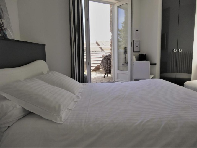 Deluxe Double room with balcony and with view