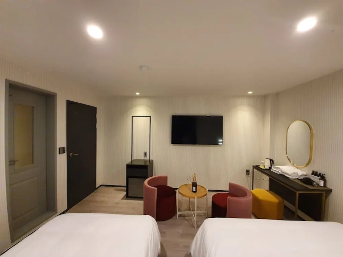 Premium Twin room