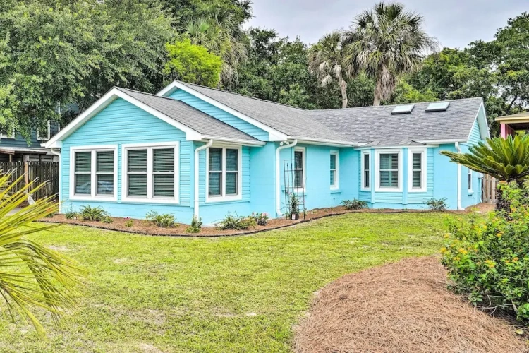 3 Bedrooms Cottage