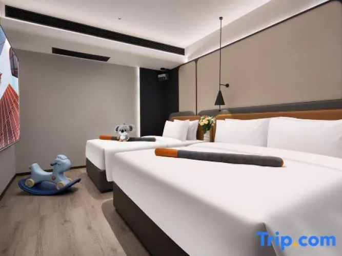 Deluxe Double Family Suite