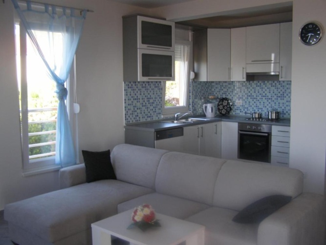 1 Bedroom Apartment with balcony and with sea view