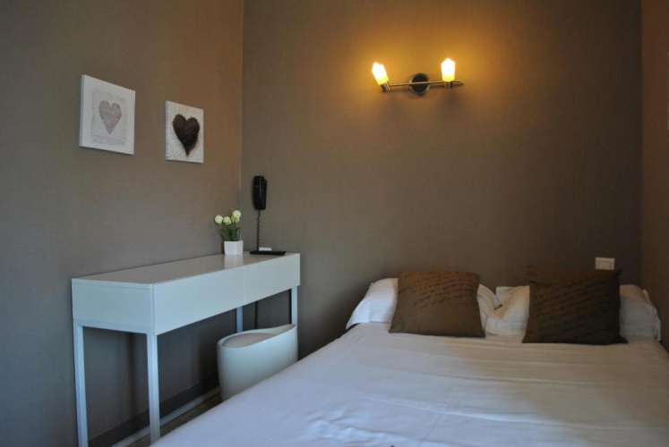 Standard Double room with view