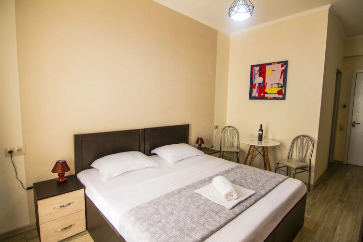 K-Pax Hotel