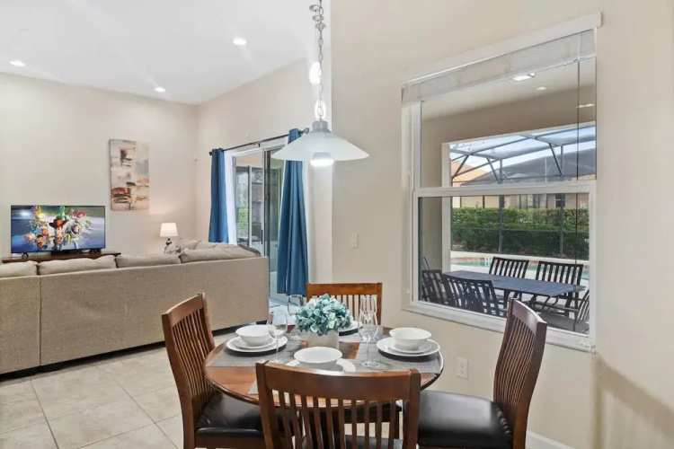 4096 Oaktree Drive