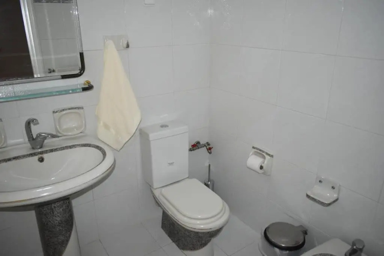 Comfortable Apartment Opposite The Park
