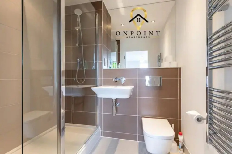 Excellent 2 bed Apartment- 304 Skylark