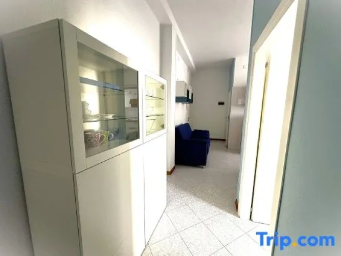 2 Bedrooms Apartment with balcony and with city view