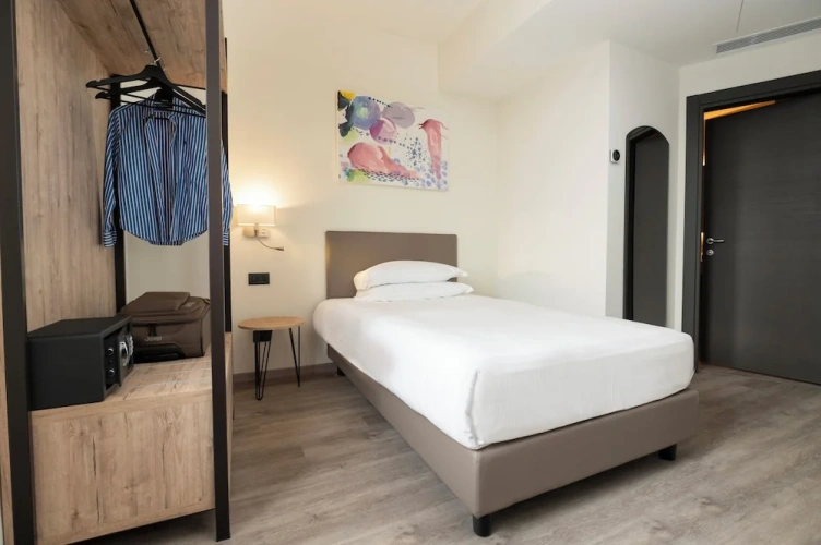 Classic Single room