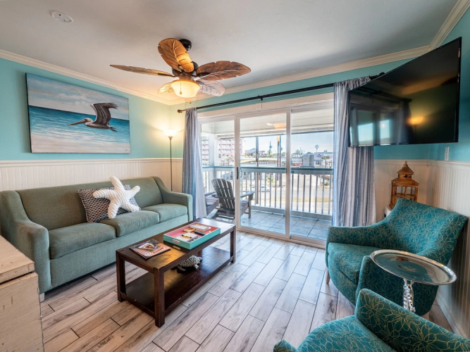 The Beachy Ladybug by Ryson Vacation Rentals
