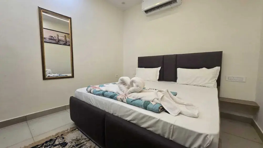 G8 Hotel