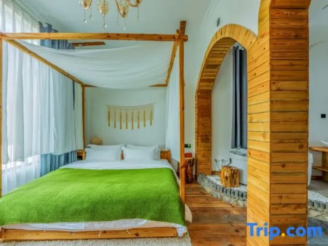2 Bedrooms Suite
