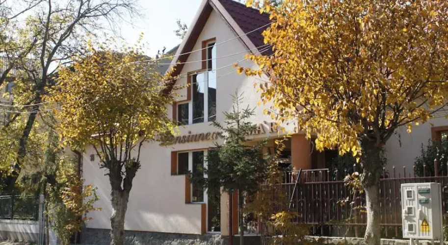 Casa Doma'r Alina