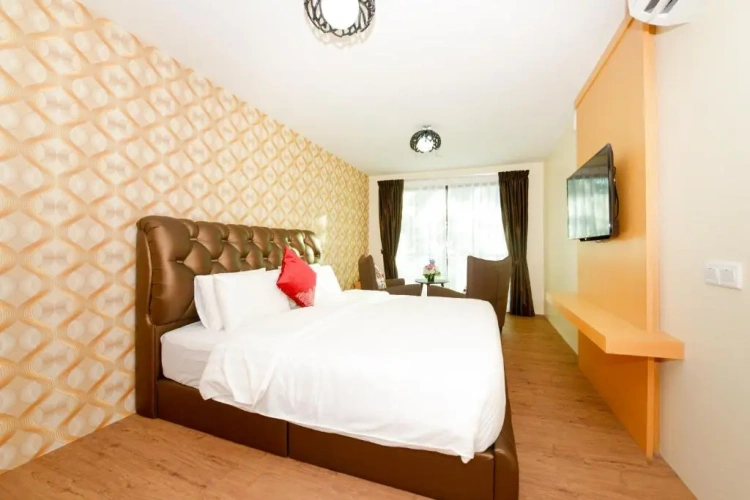 Deluxe Suite