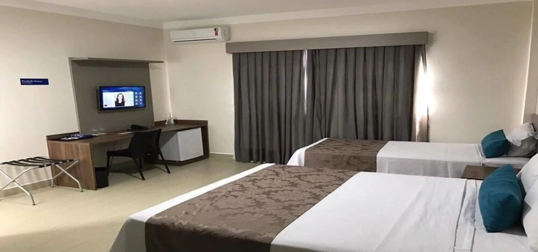 Standard Triple room