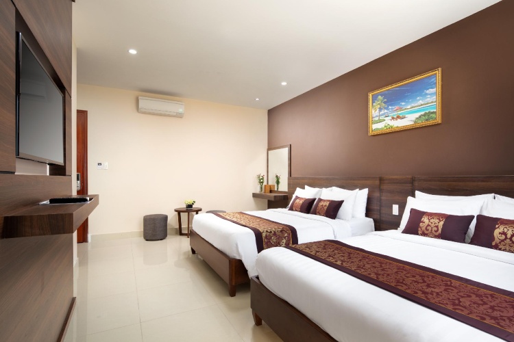 Superior Triple room