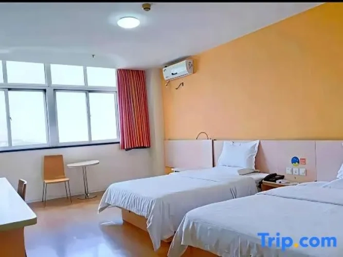 Premium Twin room