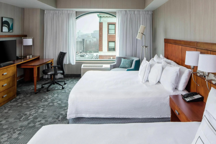 Courtyard by Marriott Stamford Downtown