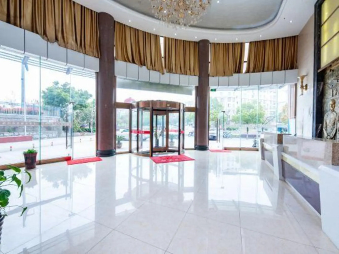 Tongling Fangyuan Hotel