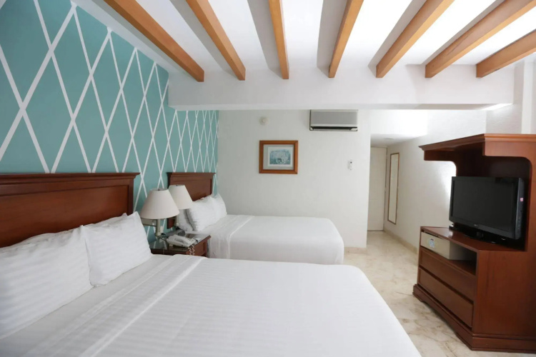 Capital Plaza Hotel