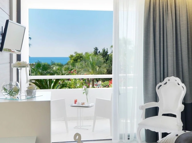Prestige Double room with balcony and with sea view