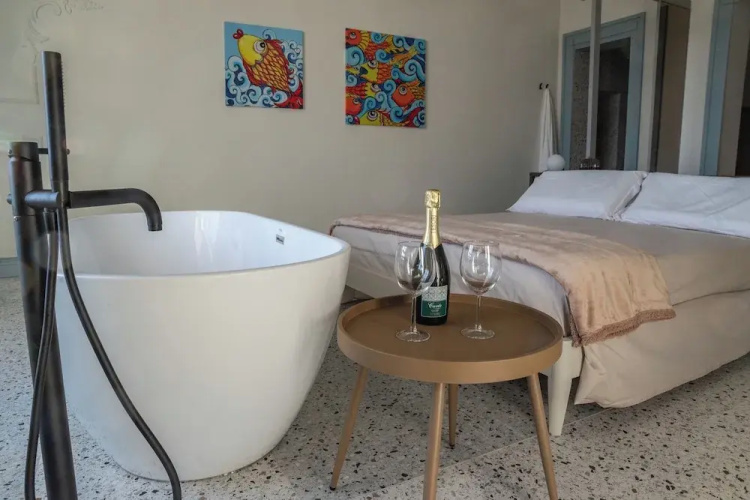 Des Bains Chambre & Suite