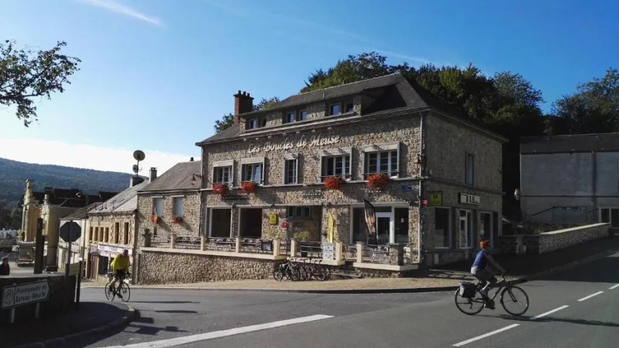 Hôtel les Boucles de Meuse