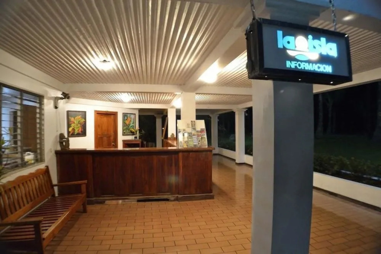 Hotel La Isla