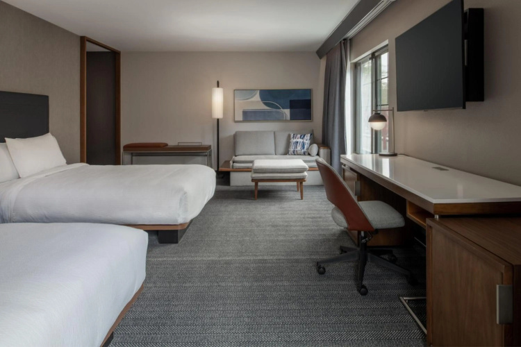 Courtyard By Marriott Olympia