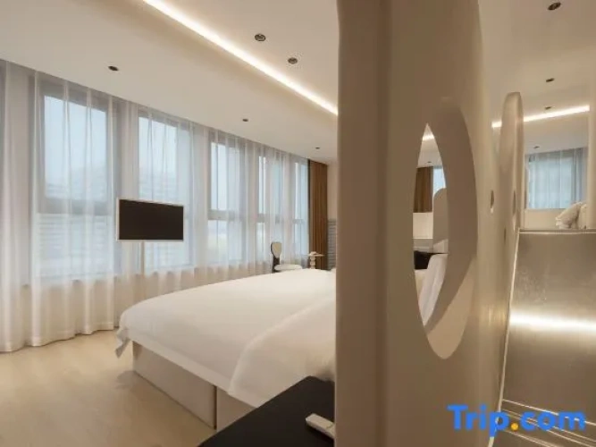 Standard Twin room with sea view