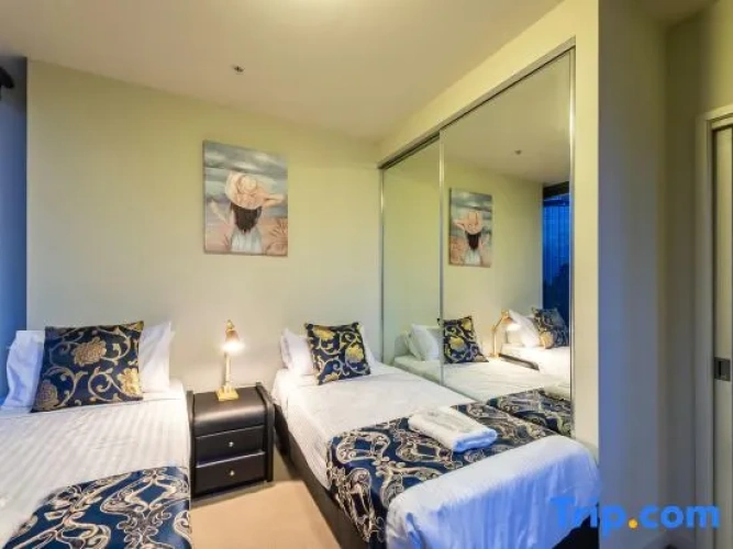 Twin Apartment