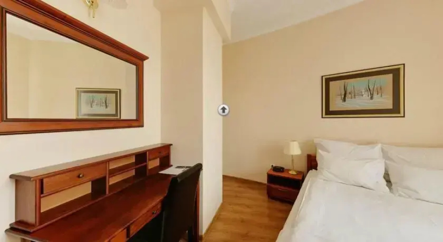 Hellada Hotel