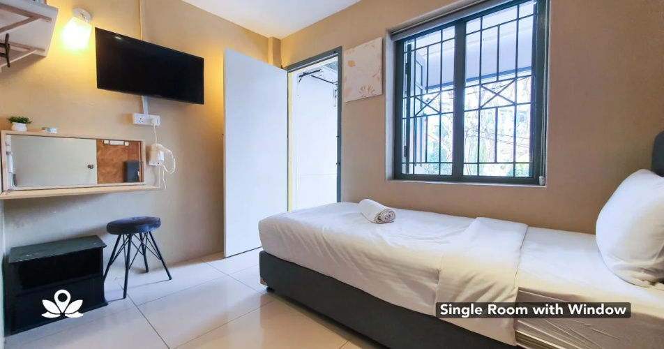 OYO 90121 Summer House Bed & Cafe
