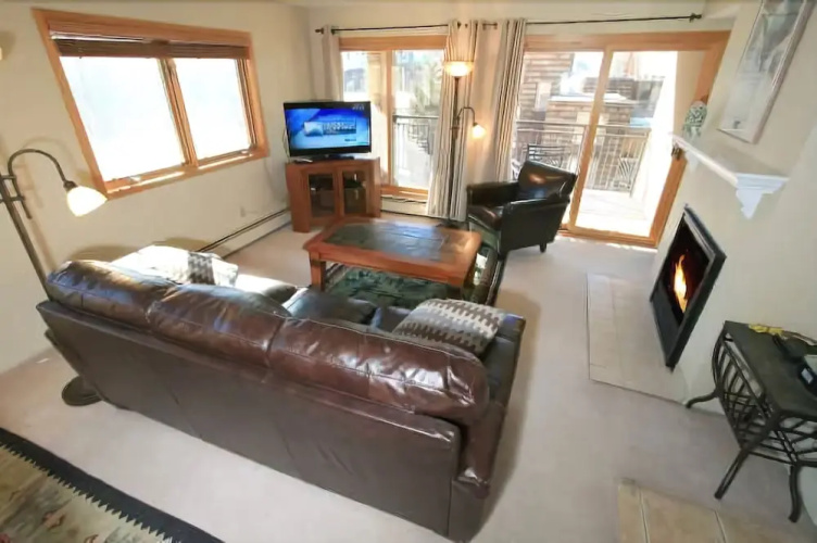 Condo with Pool & Hot Tubs, Free Shuttle by RedAwning