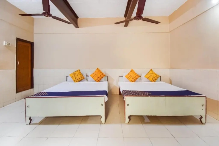 Classic Triple room