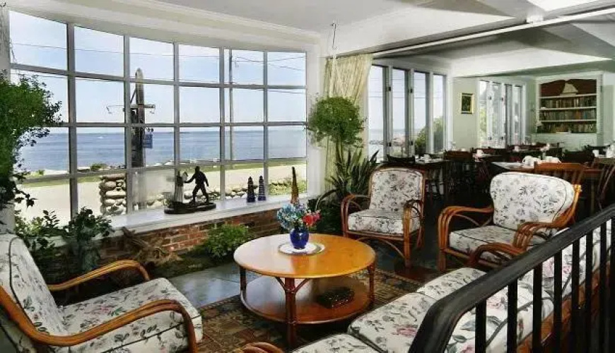 Seaward Inn
